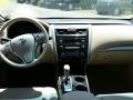 Pearl White - Altima 2.5 S Photo No. 12