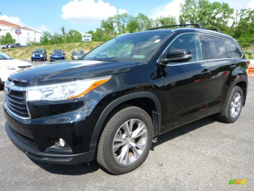 2015 Highlander XLE AWD - Attitude Black Metallic / Black photo #5