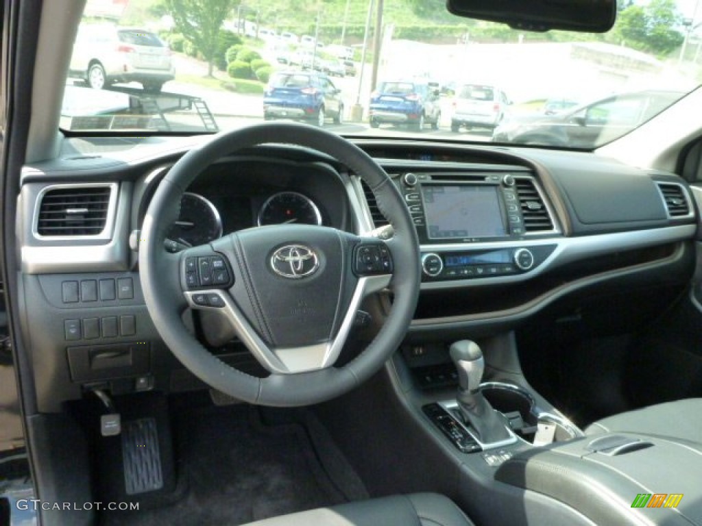 2015 Highlander XLE AWD - Attitude Black Metallic / Black photo #10