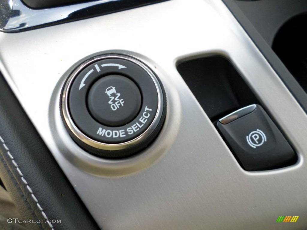 2015 Chevrolet Corvette Z06 Coupe Controls Photo #104346797