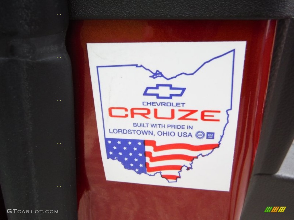 2011 Cruze LTZ - Crystal Red Metallic Tintcoat / Cocoa/Light Neutral Leather photo #31