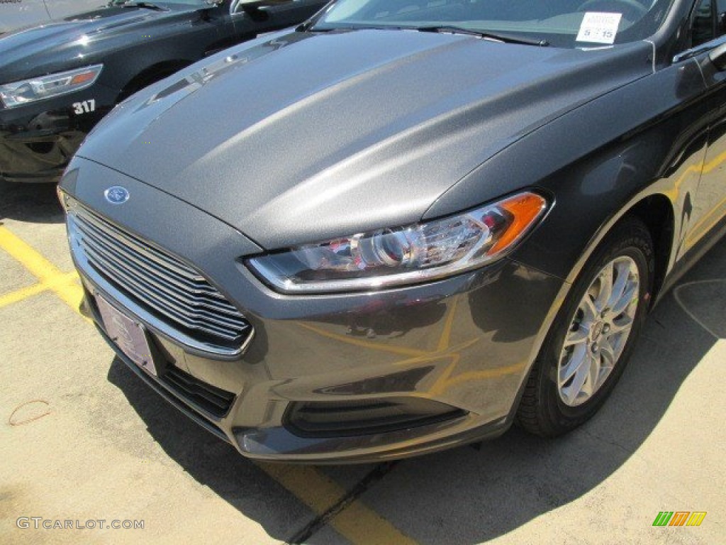 2016 Fusion S - Magnetic Metallic / Medium Earth Gray photo #9