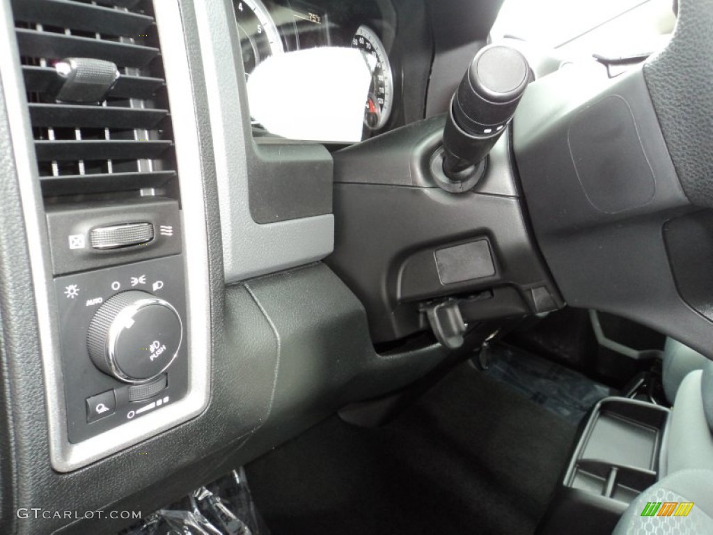 2015 1500 Express Crew Cab 4x4 - Brilliant Black Crystal Pearl / Black/Diesel Gray photo #13