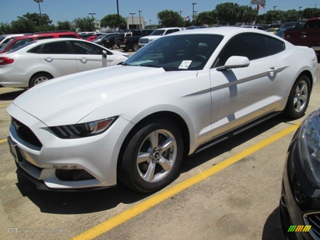 2015 Mustang EcoBoost Coupe - Oxford White / Ebony photo #8
