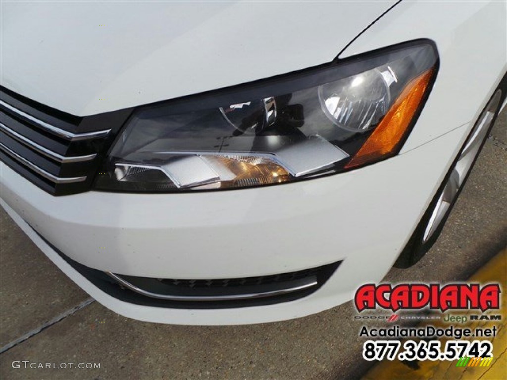 2012 Passat 2.5L SE - Candy White / Cornsilk Beige photo #2