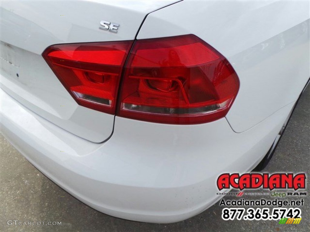 2012 Passat 2.5L SE - Candy White / Cornsilk Beige photo #9