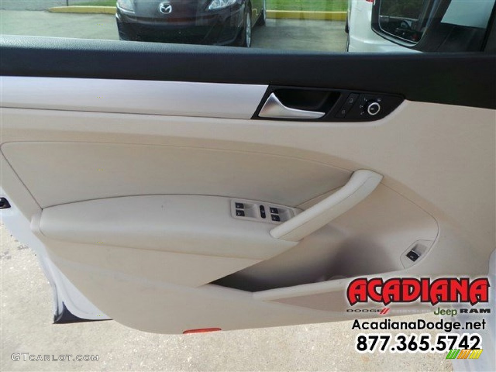 2012 Passat 2.5L SE - Candy White / Cornsilk Beige photo #17