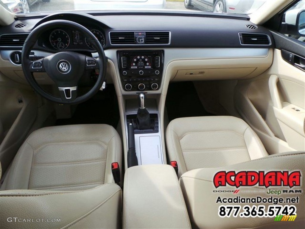 2012 Passat 2.5L SE - Candy White / Cornsilk Beige photo #22