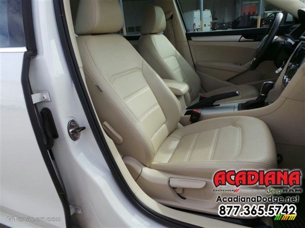 2012 Passat 2.5L SE - Candy White / Cornsilk Beige photo #23