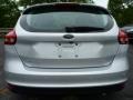 2015 Ingot Silver Metallic Ford Focus SE Hatchback  photo #3