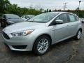 2015 Ingot Silver Metallic Ford Focus SE Hatchback  photo #5