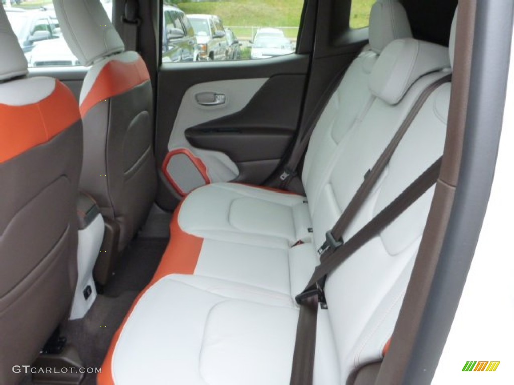 Bark Brown/Ski Gray Interior 2015 Jeep Renegade Limited 4x4 Photo #104387115