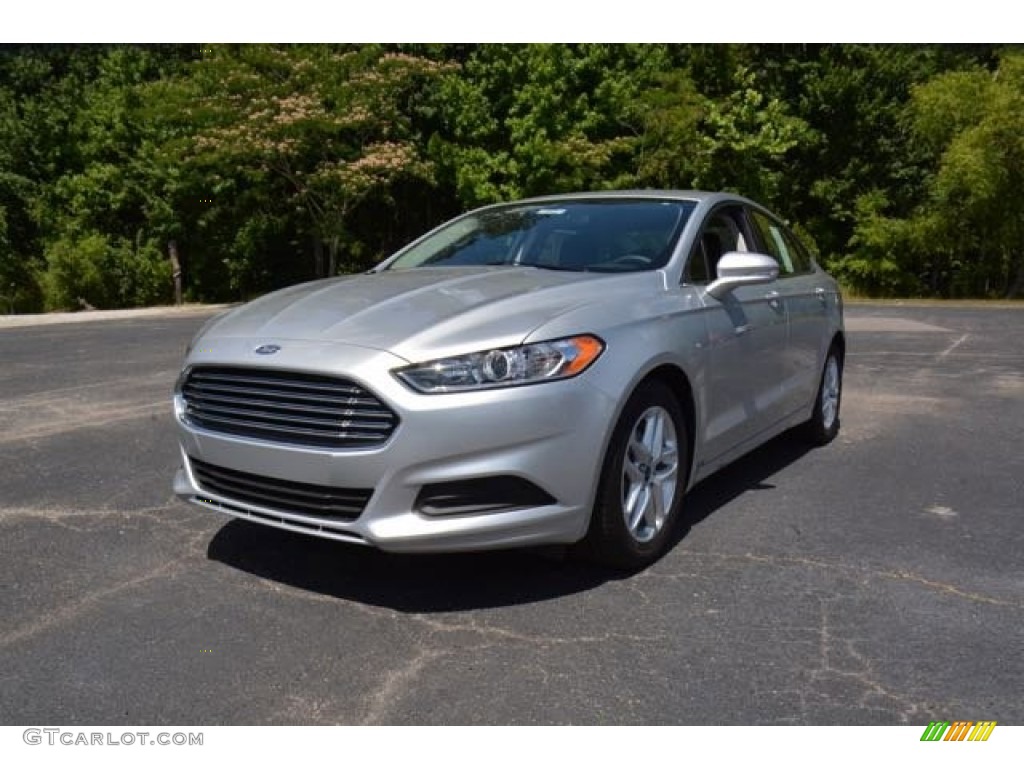 2016 Fusion SE - Ingot Silver Metallic / Charcoal Black photo #1