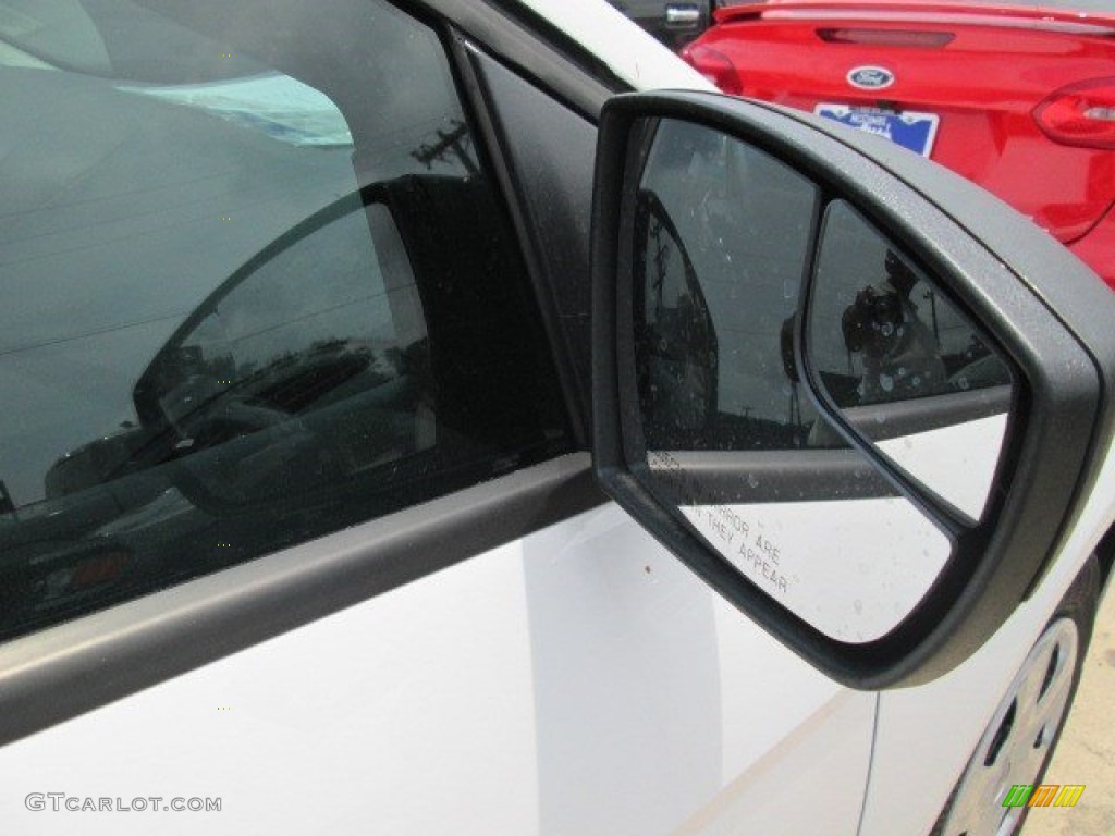 2015 Focus S Sedan - Oxford White / Charcoal Black photo #5