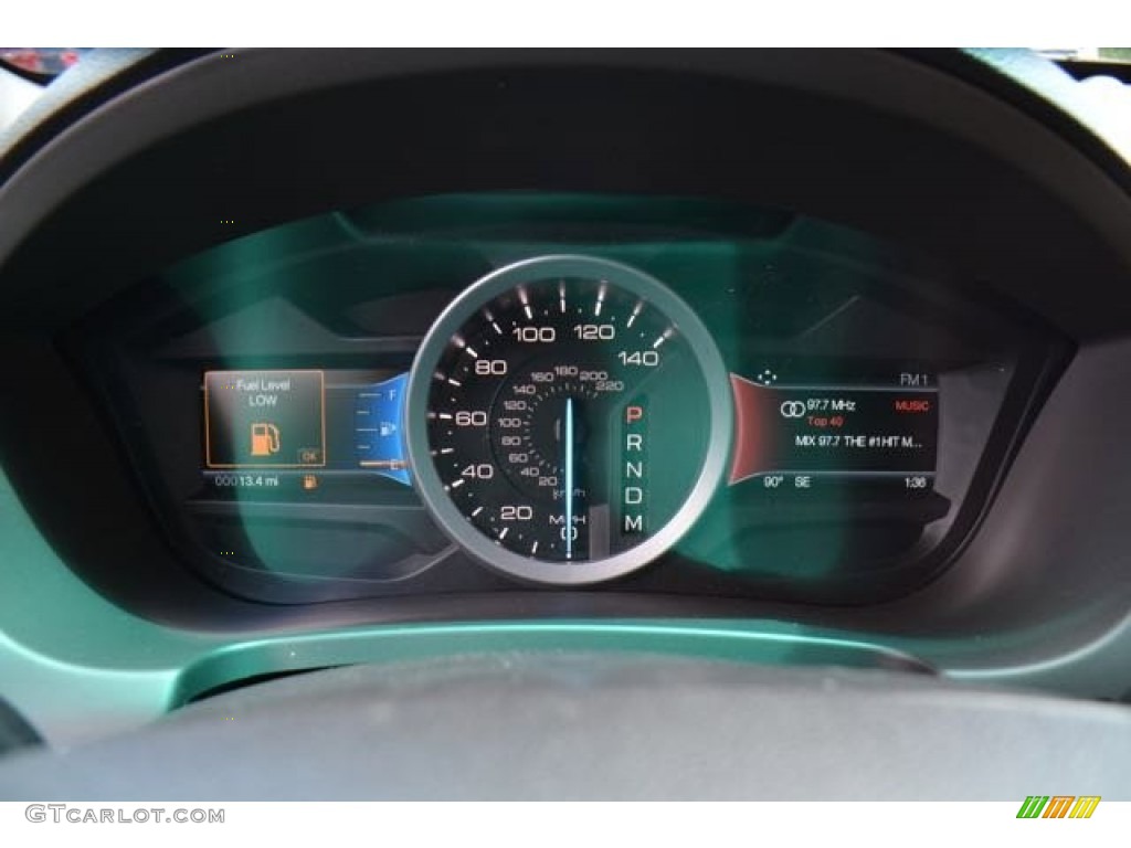 2015 Explorer XLT - Magnetic / Medium Light Stone photo #22