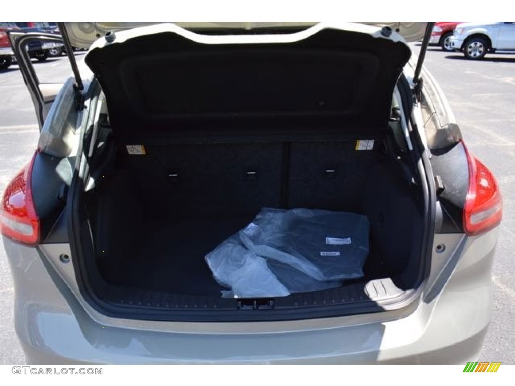 2015 Focus SE Hatchback - Tectonic Metallic / Charcoal Black photo #15