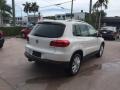 Candy White - Tiguan SE Photo No. 5