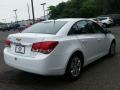 Summit White - Cruze LS Photo No. 7