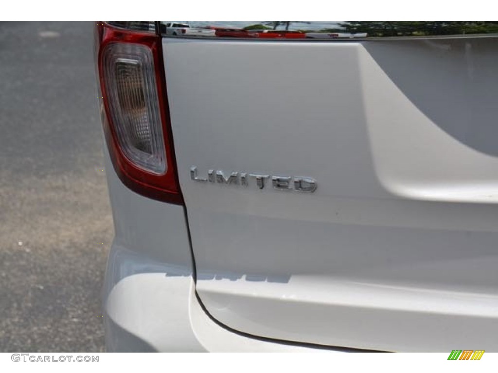 2015 Explorer Limited - Oxford White / Medium Light Stone photo #7