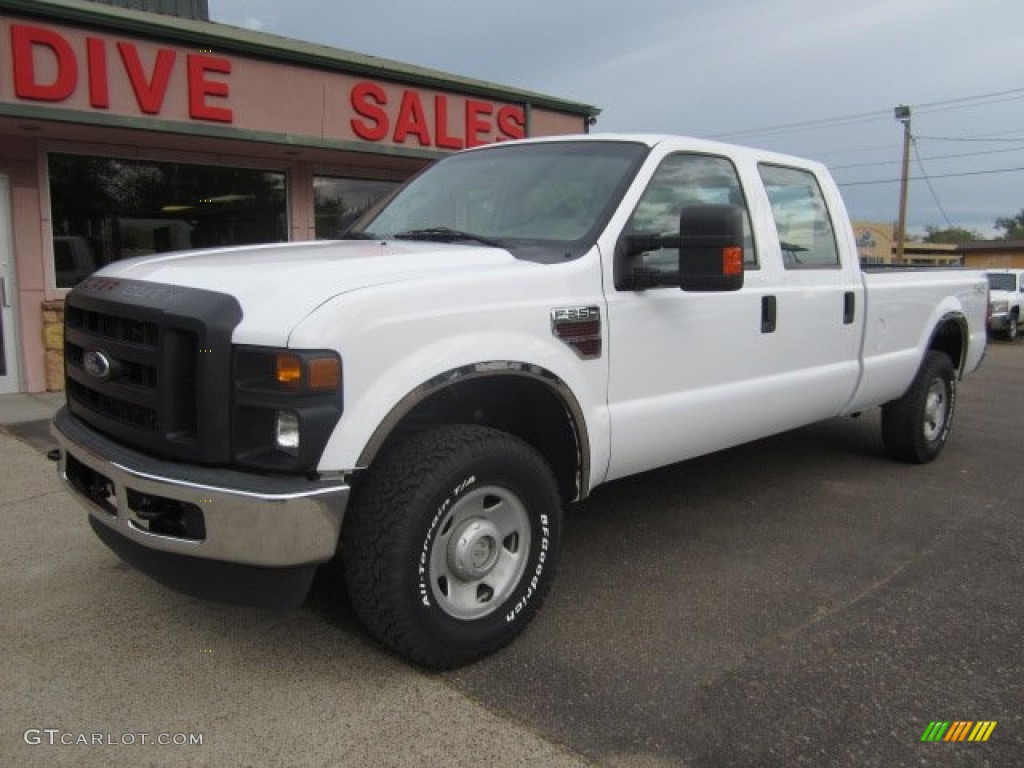 2008 F250 Super Duty XL Crew Cab 4x4 - Oxford White / Medium Stone photo #1