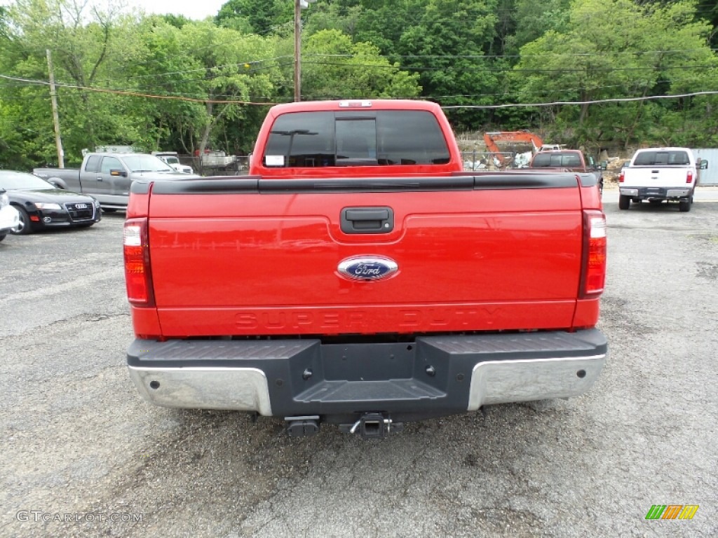2015 F350 Super Duty Lariat Crew Cab 4x4 DRW - Vermillion Red / Black photo #4