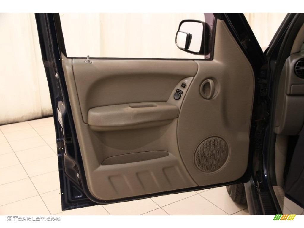 2005 Liberty Sport 4x4 - Patriot Blue Pearl / Khaki photo #4