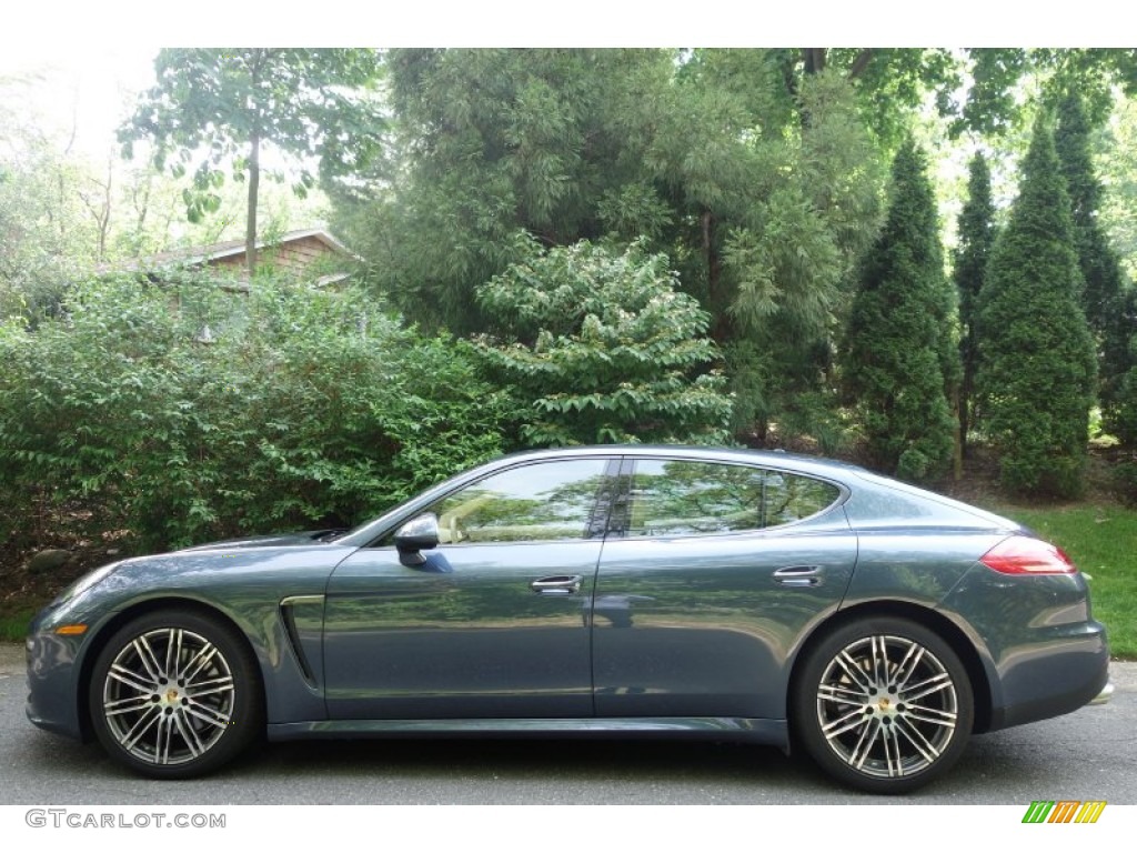 2015 Panamera  - Yachting Blue Metallic / Luxor Beige photo #3