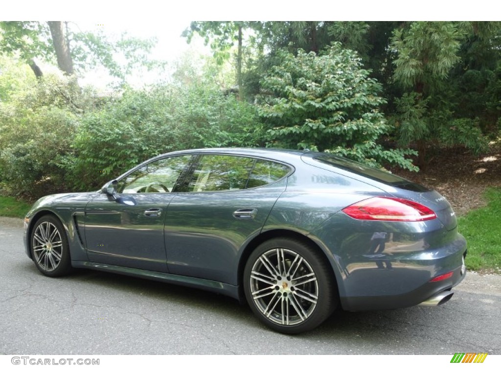 2015 Panamera  - Yachting Blue Metallic / Luxor Beige photo #4