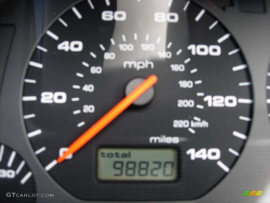 2001 Cabrio GLS - Bright Green Pearl / Black photo #21