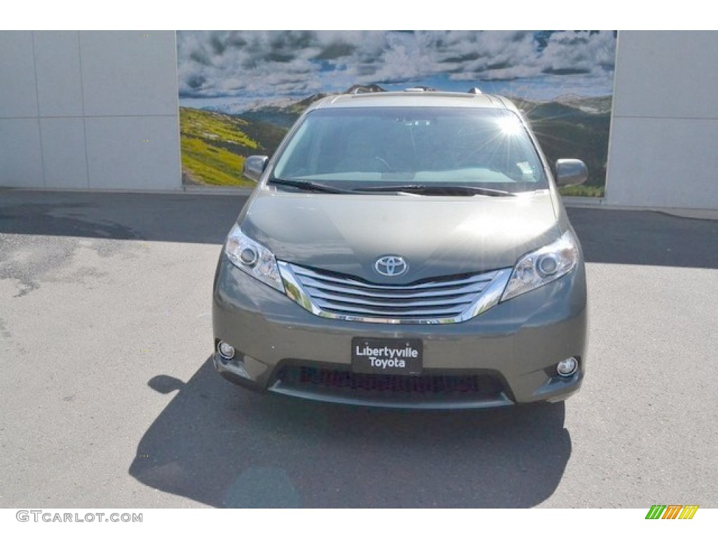 2011 Sienna Limited - Cypress Green Pearl / Light Gray photo #6