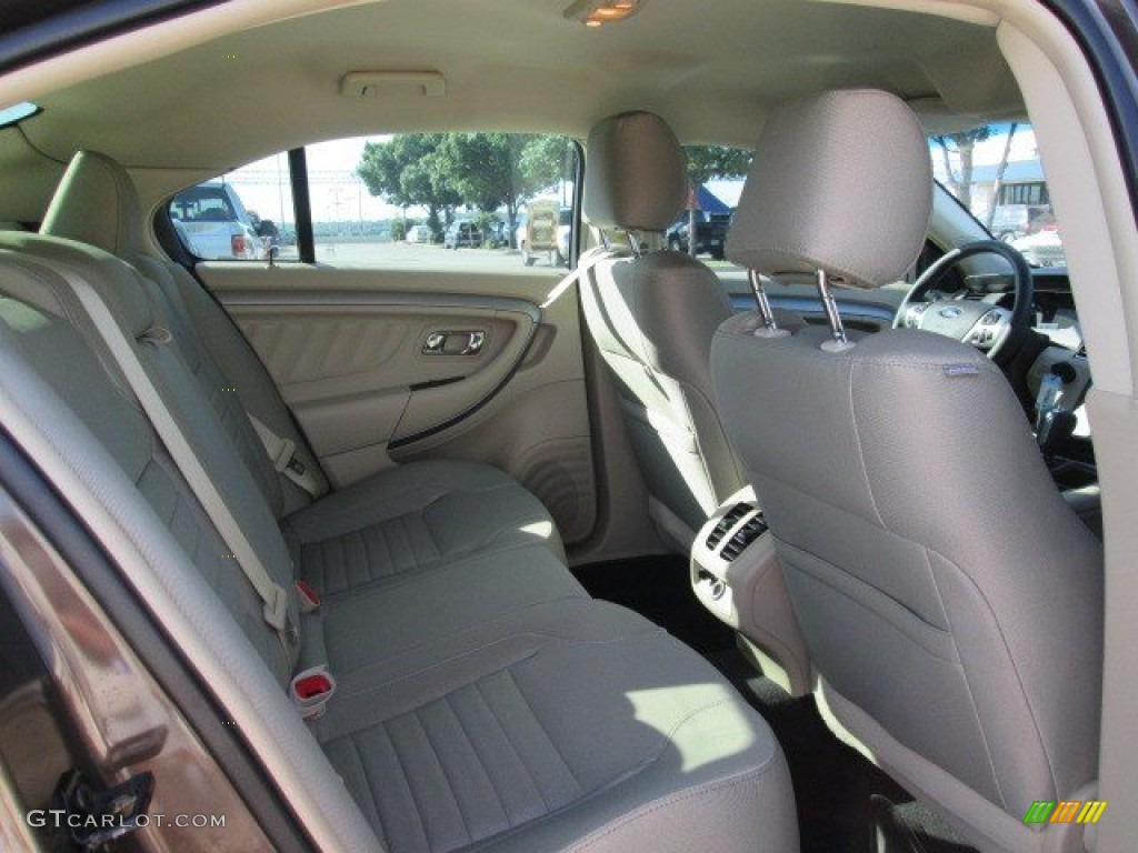 2015 Taurus SE - Caribou Metallic / Dune photo #16