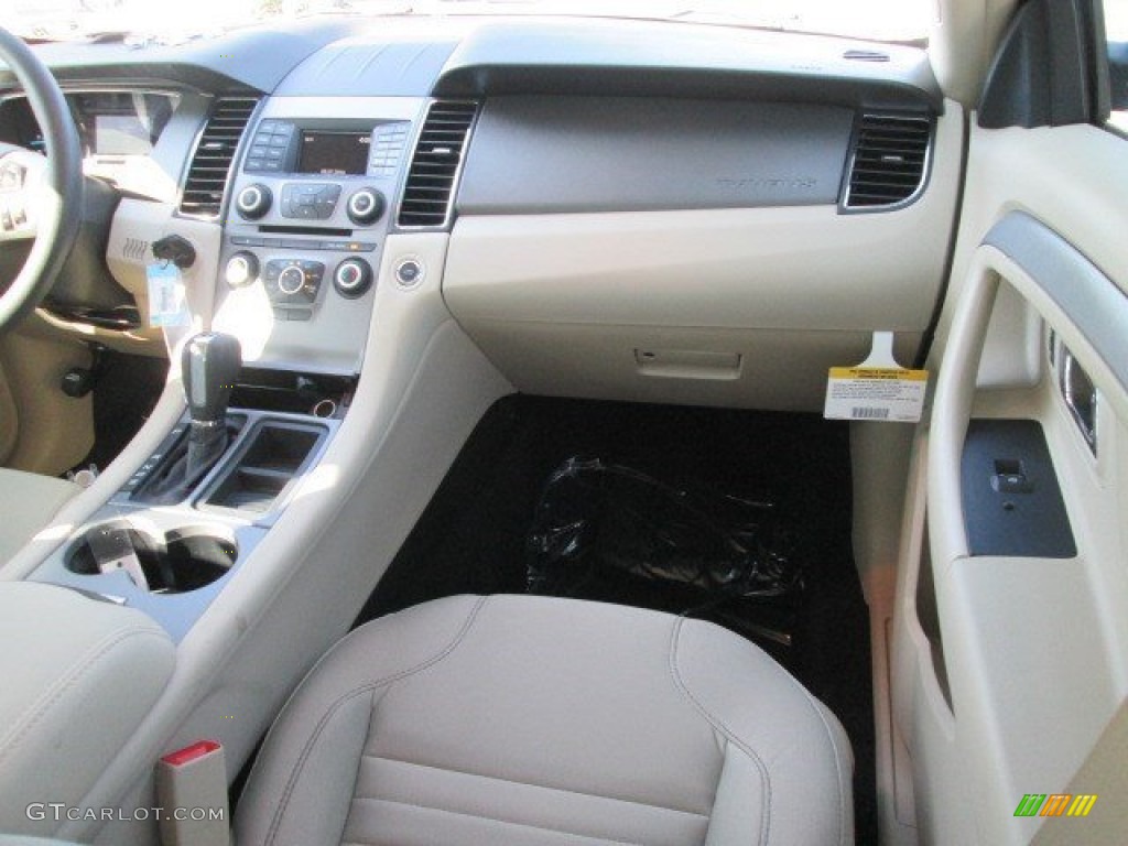 2015 Taurus SE - Caribou Metallic / Dune photo #20