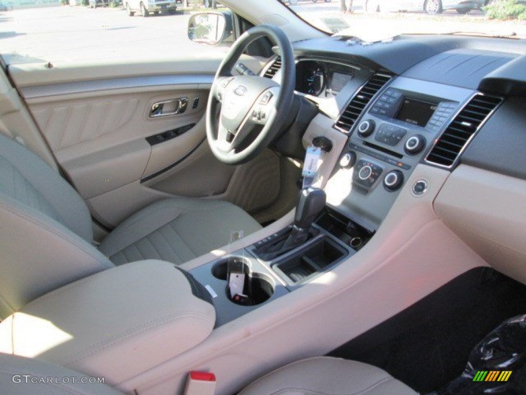 2015 Taurus SE - Caribou Metallic / Dune photo #22