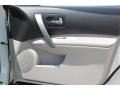 2009 Phantom White Nissan Rogue S  photo #21