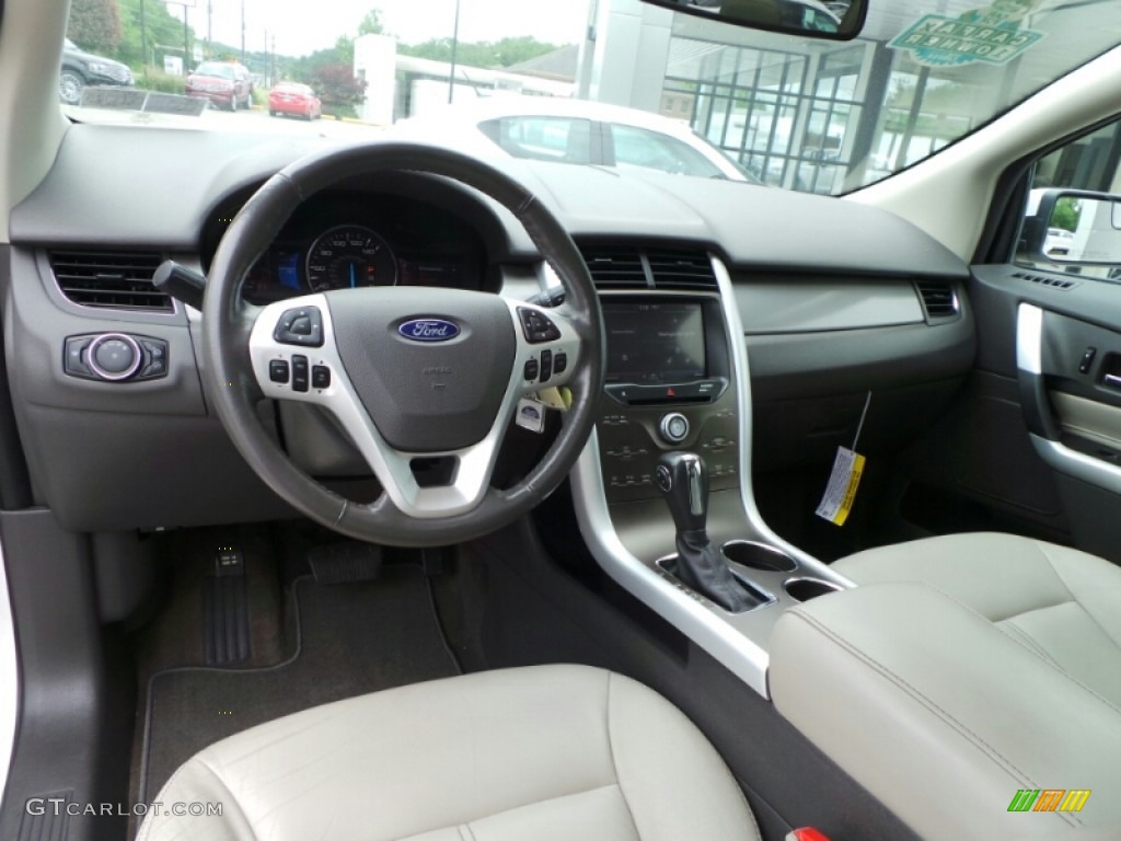 2012 Edge SEL AWD - White Platinum Metallic Tri-Coat / Medium Light Stone photo #13