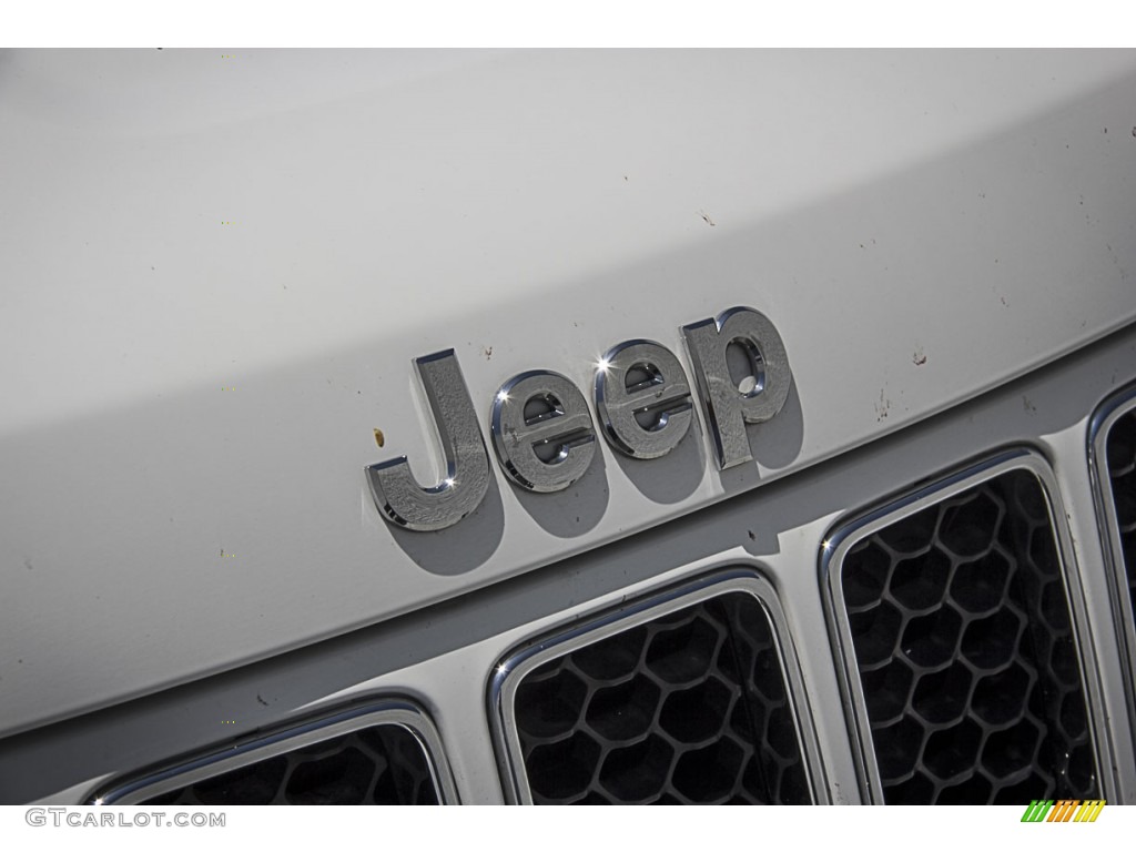 2014 Grand Cherokee Overland - Bright White / Overland Vesuvio Indigo Blue/Jeep Brown photo #26
