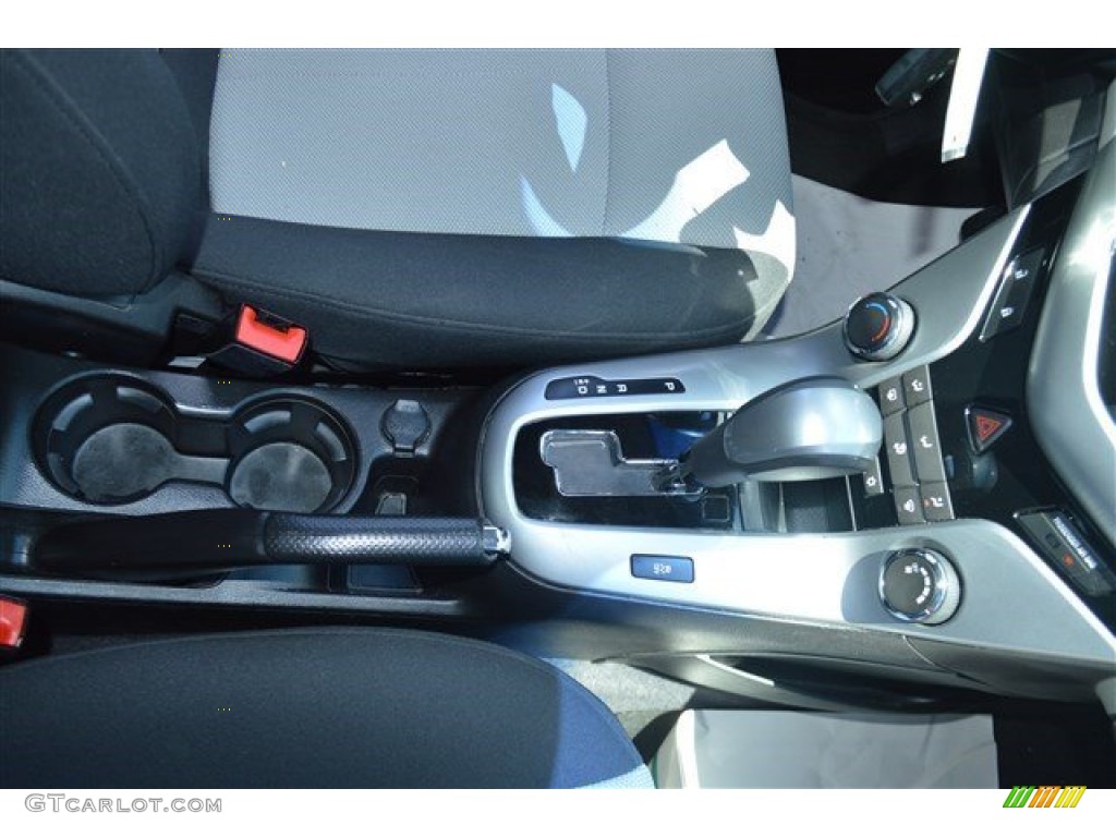 2011 Cruze LS - Taupe Gray Metallic / Jet Black/Medium Titanium photo #23