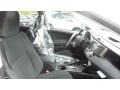 Super White - RAV4 XLE Photo No. 18