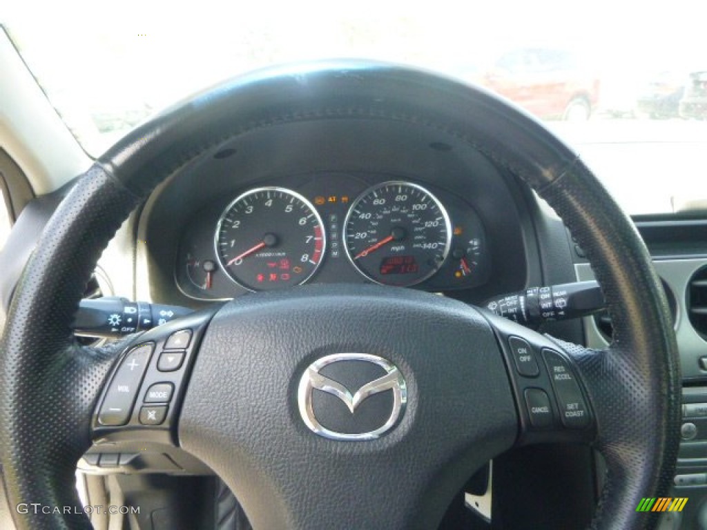 2004 MAZDA6 s Hatchback - Glacier Silver Metallic / Black photo #17