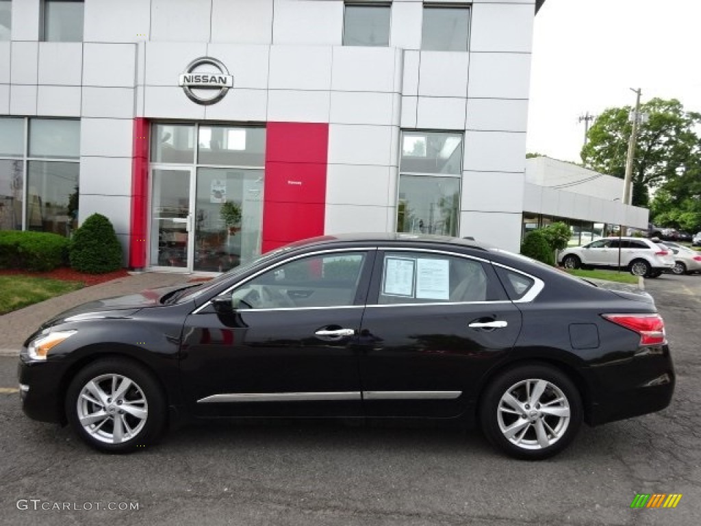 2015 Altima 2.5 SV - Super Black / Beige photo #8