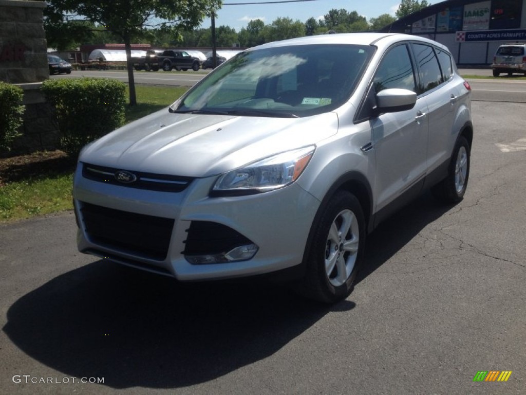 2015 Escape SE 4WD - Ingot Silver Metallic / Charcoal Black photo #2