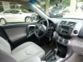 Black - RAV4 4WD Photo No. 13
