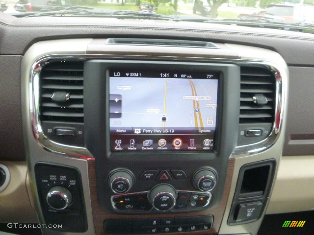 2013 1500 Laramie Quad Cab 4x4 - Western Brown Pearl / Canyon Brown/Light Frost Beige photo #18