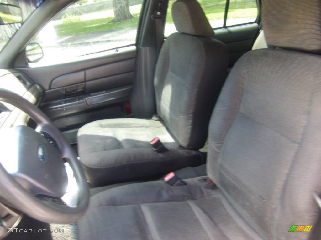 2005 Crown Victoria Police Interceptor - Dark Blue Pearl Metallic / Dark Charcoal photo #10