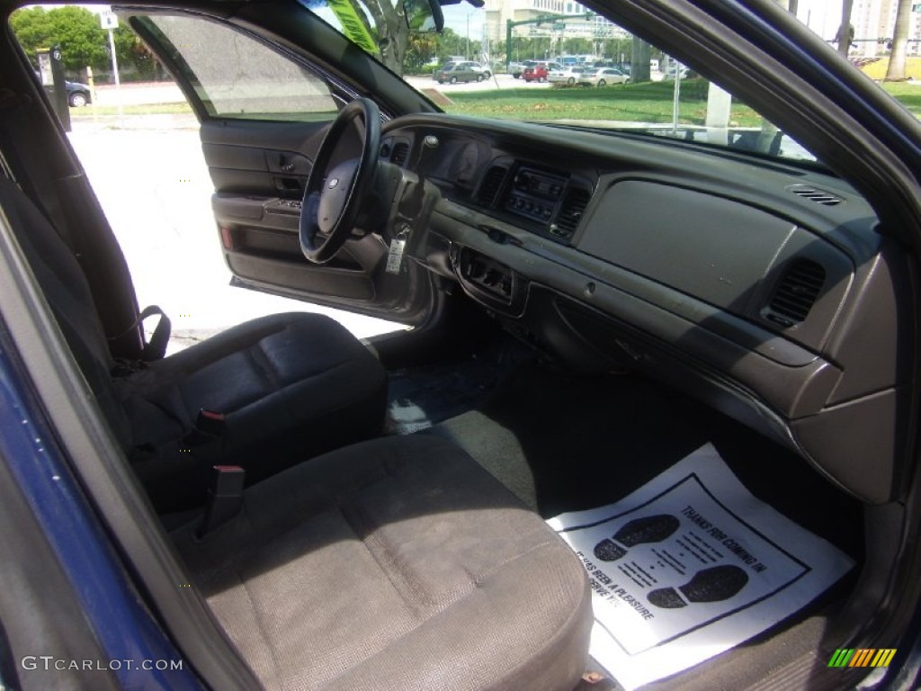 2005 Crown Victoria Police Interceptor - Dark Blue Pearl Metallic / Dark Charcoal photo #17