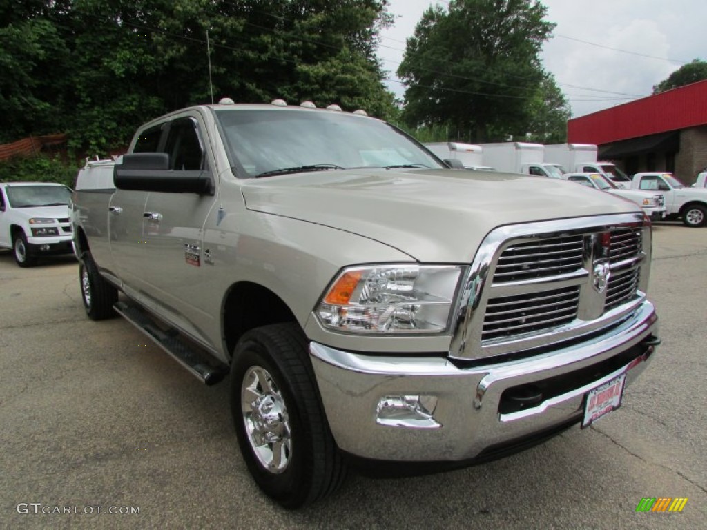 2010 Ram 2500 Laramie Crew Cab 4x4 - Austin Tan Pearl / Light Pebble Beige/Bark Brown photo #6