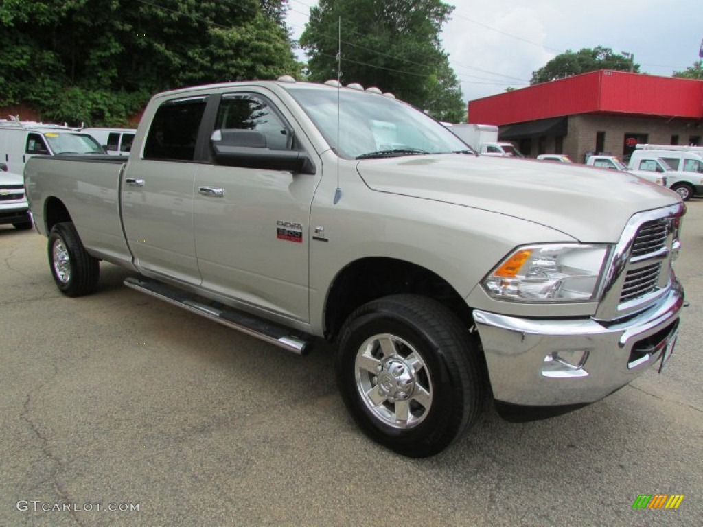 2010 Ram 2500 Laramie Crew Cab 4x4 - Austin Tan Pearl / Light Pebble Beige/Bark Brown photo #7