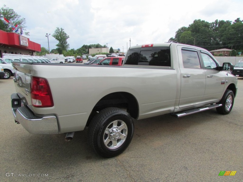 2010 Ram 2500 Laramie Crew Cab 4x4 - Austin Tan Pearl / Light Pebble Beige/Bark Brown photo #8
