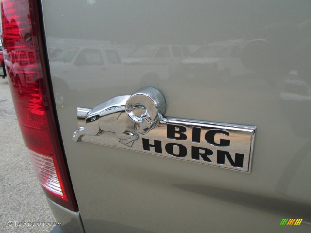 2010 Ram 2500 Laramie Crew Cab 4x4 - Austin Tan Pearl / Light Pebble Beige/Bark Brown photo #13