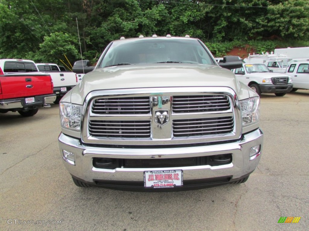 2010 Ram 2500 Laramie Crew Cab 4x4 - Austin Tan Pearl / Light Pebble Beige/Bark Brown photo #15